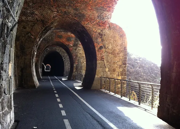 Sostio A Levante 팜스테이 파라무라