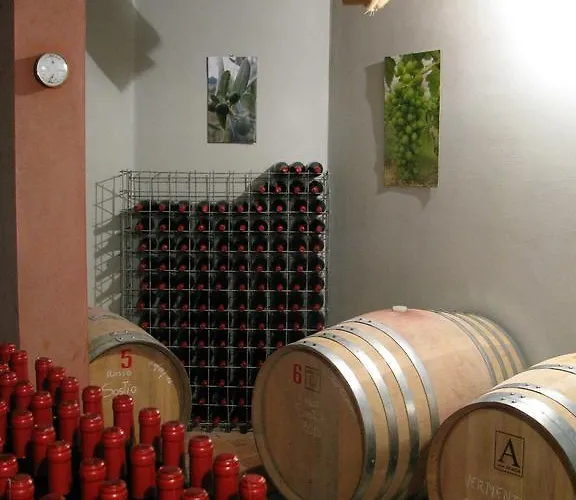 팜스테이 Sostio A Levante