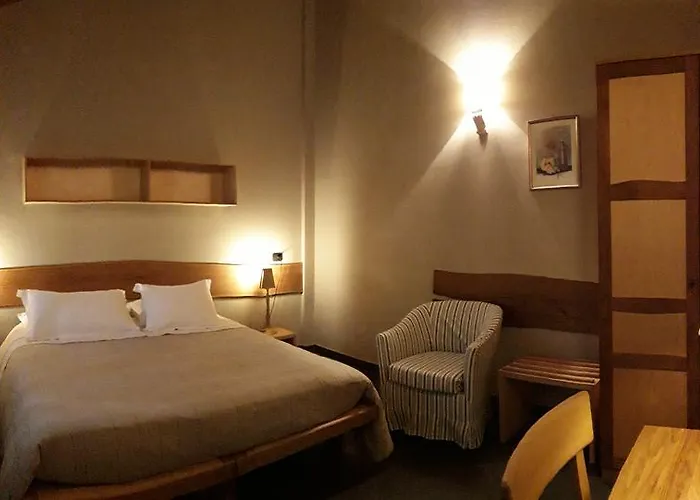 팜스테이 Sostio A Levante 파라무라